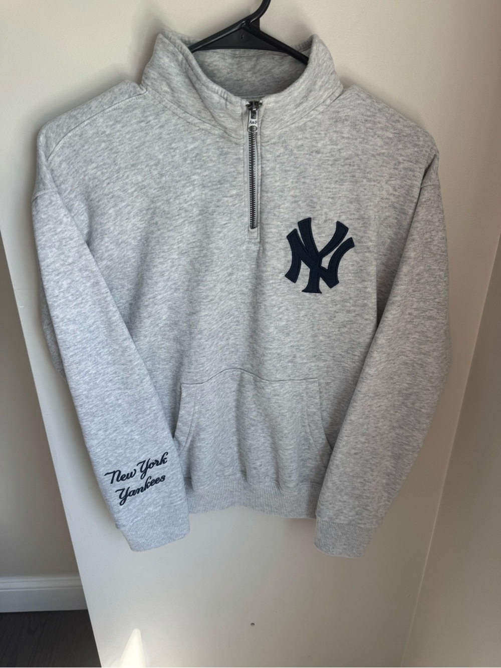 Genuine Merchandise MLB Yankees Youth 1/4 Zip Size 11/12